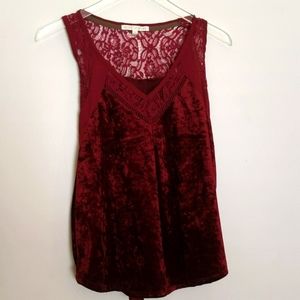 Hint of Mint Sleeveless Lace Crushed Velvet Flowy Top Size L